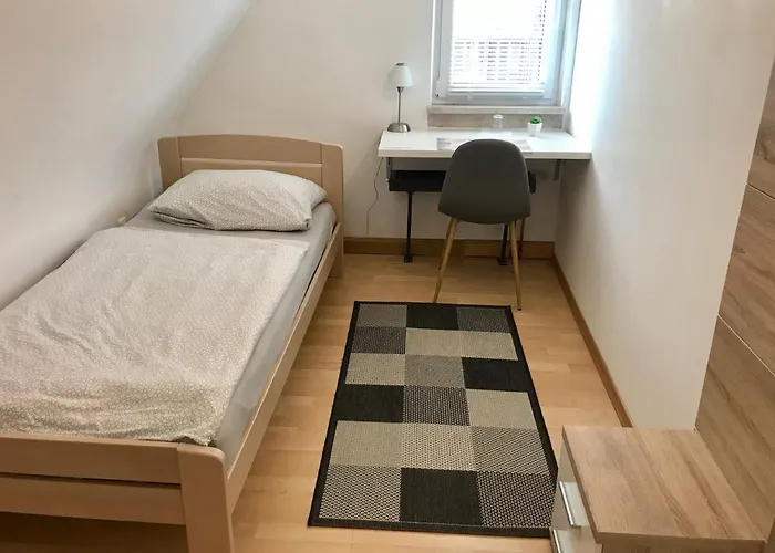 Juna Καρλσρούη