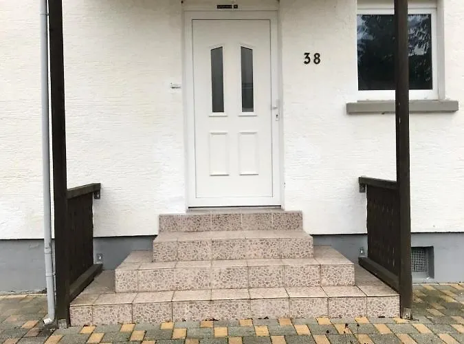 Juna Πανσιόν Καρλσρούη