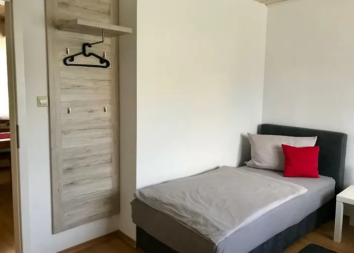 Juna Καρλσρούη